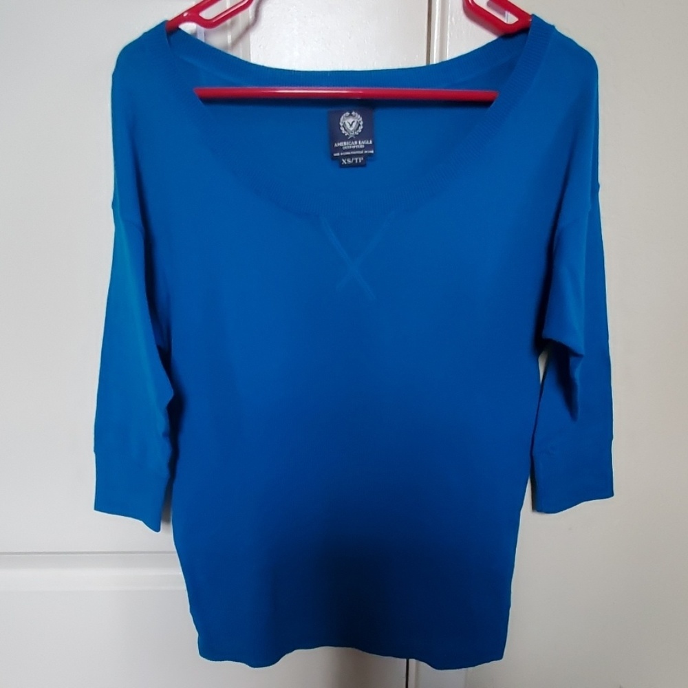 American eagle sweater